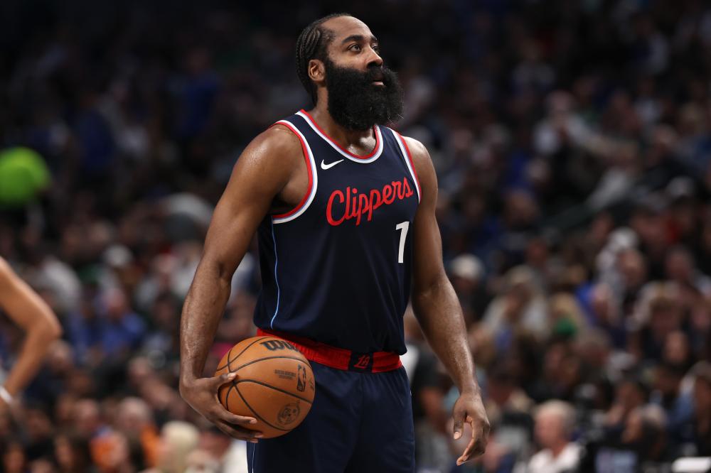 目前由一家 目前由一家